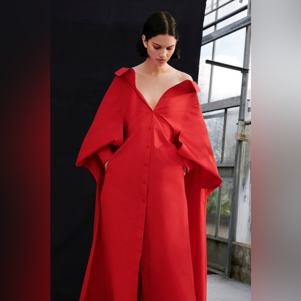 VALENTINO RUNWAY RED SHIRT DRESS LONG SLEEVE CAPE IT 38